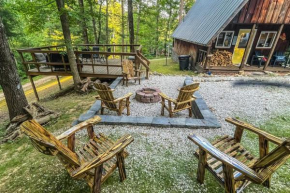 HOT TUB -Secluded Cabin Cave Run Lake and near Red River Gorge